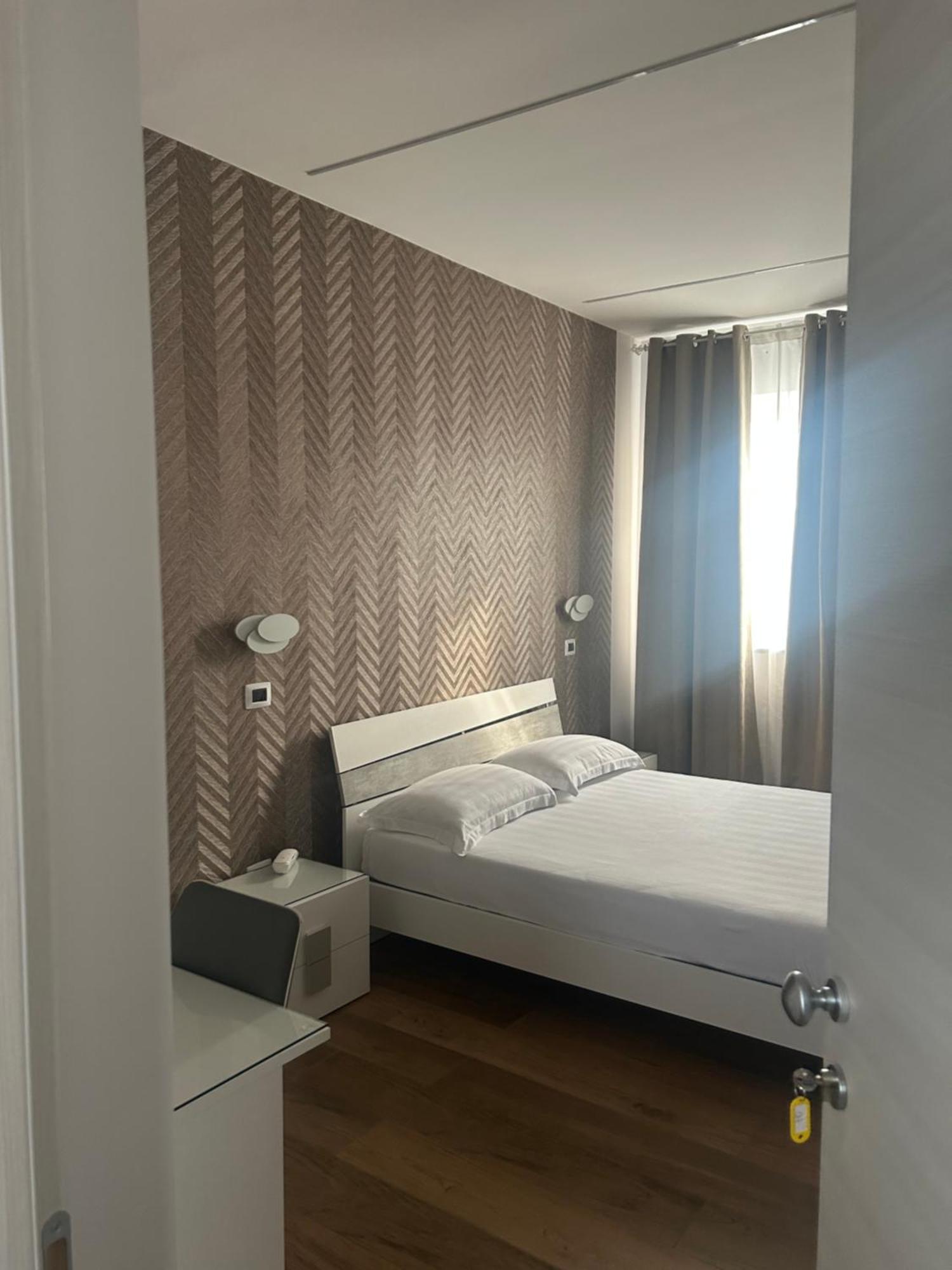 Brusciano Hotel Villa Ruggiero מראה חיצוני תמונה